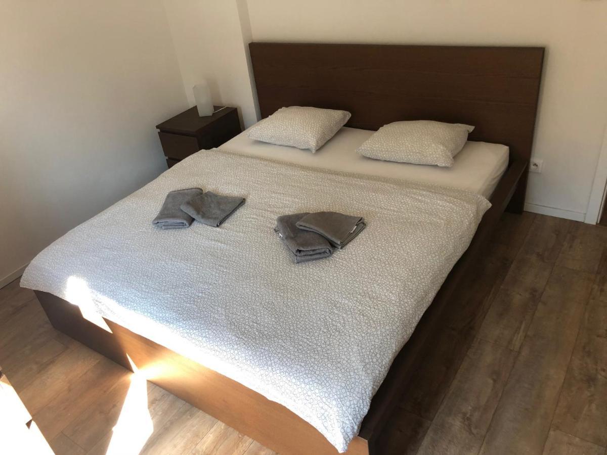 Apartman V Centre Michaloviec Michalovce Exteriér fotografie