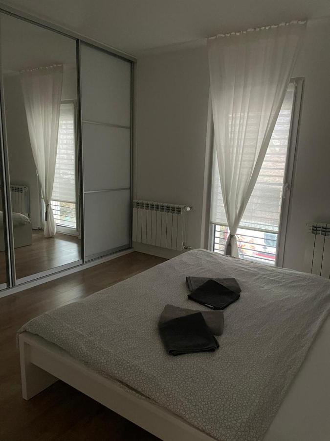 Apartman V Centre Michaloviec Michalovce Exteriér fotografie