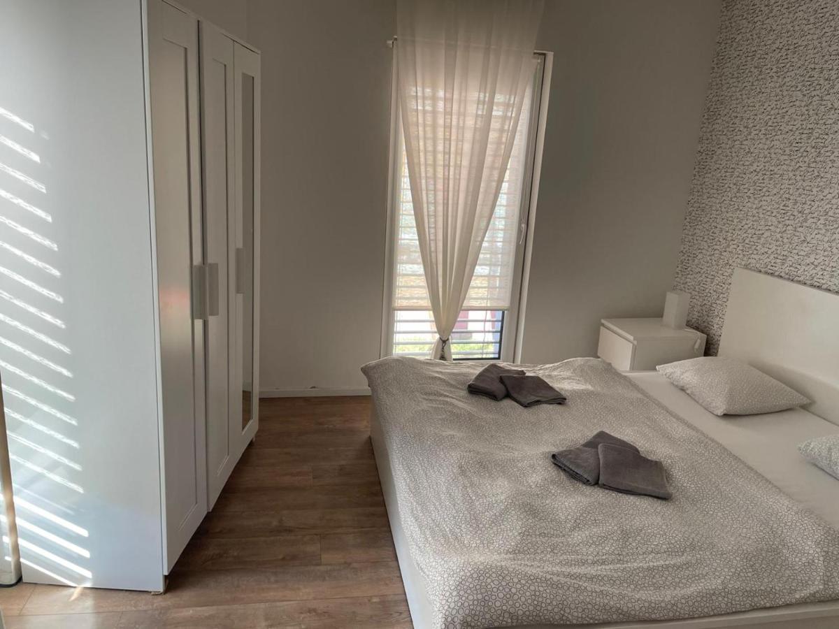 Apartman V Centre Michaloviec Michalovce Exteriér fotografie