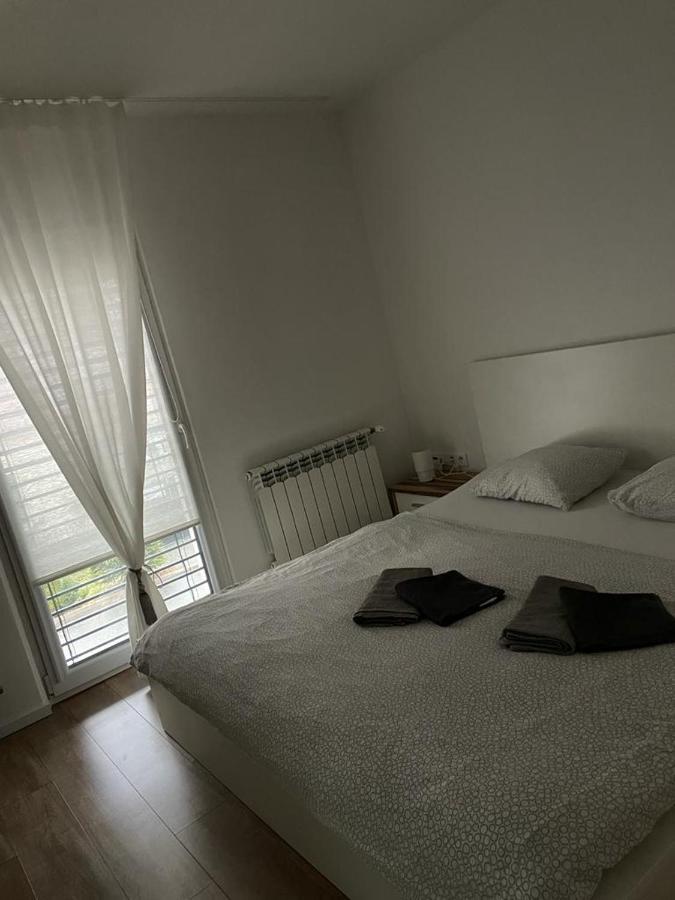 Apartman V Centre Michaloviec Michalovce Exteriér fotografie