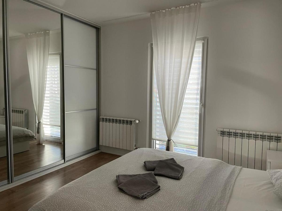 Apartman V Centre Michaloviec Michalovce Exteriér fotografie